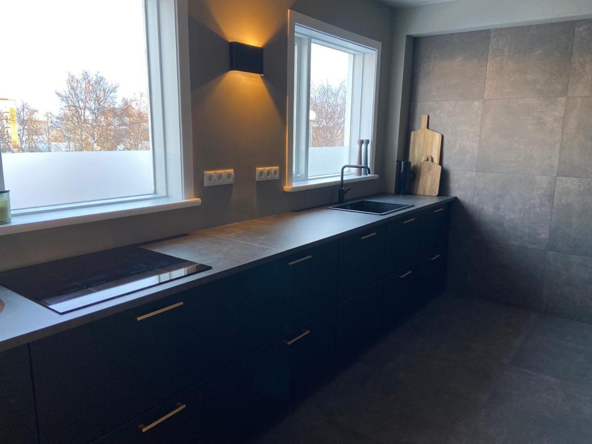 Perfectly Located 3 Bedroom Design Apartment Akureyri Exteriör bild